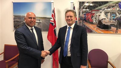 وزير النقل البريطاني: حريصون على تعزيز مسار التعاون الثنائي مع مصر (صورة)