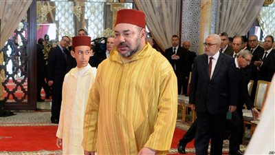 المغرب تحاكم 15 شخصًا لاتهامهم بسرقة ساعات الملك (صور)