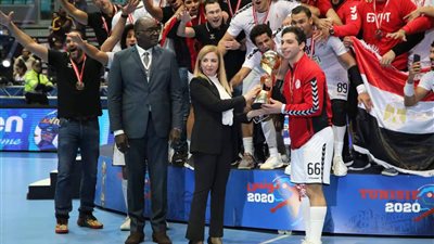 زكي والأحمر: ردينا اعتبارنا من هزيمة أمم إفريقيا لليد 2010