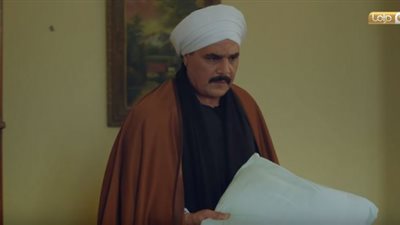 مجدي كامل يروّج للجزء الثالث من “البيت الكبير” استعدادًا لعرضه (فيديو)