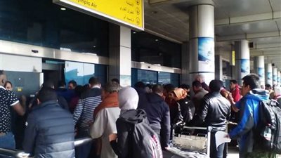 أول رد رسمي من مطار القاهرة على ظهور حالات اشتباه بفيروس كورونا