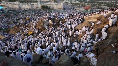 منظمة الصحة العالمية تعلن وضع إجراءات مشددة للحج في السعودية بسبب كورونا