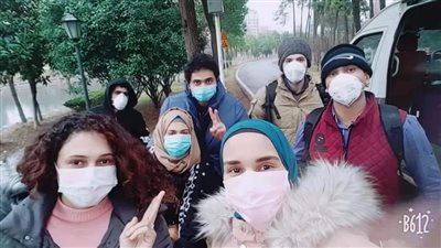 سفير مصر بالصين: عودة 344 مصريا من ووهان.. والبعض قرر البقاء لأسباب شخصية (فيديو)