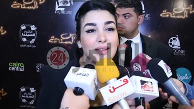 جيهان خليل: “فتى أحلامي عايزاه راجل.. وتصنيف فيلم رأس السنة لا يظلمه” (فيديو)