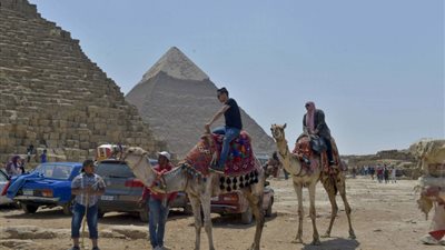 طلب إحاطة بشأن المضايقات التي يتعرض لها السائح في المناطق الأثرية