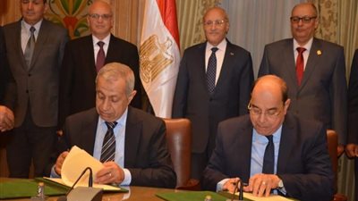 بروتوكول تعاون بين “الإنتاج الحربي” والأكاديمية العربية للعلوم في مجال التدريب