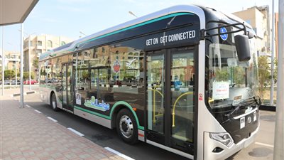 “مواصلات مصر” تعلن انطلاق الأتوبيس الكهربائي بين عبد المنعم رياض والقاهرة الجديدة