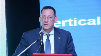 المستشار شريف أديب: نسير في الطريق الصحيح لثورة تشريعية.. ومصر في طريقها للتحول الرقمي