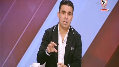 خالد الغندور يهاجم أحمد الشناوي الخبير التحكيمي بسبب مباراة الأهلي وبيراميدز
