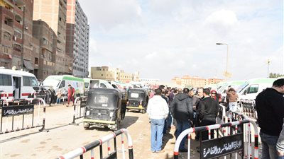 “الصحة”: تقديم الخدمات لـ3638 مواطنًا في اليوم الأول للقافلة الطبية بعزبة الهجانة (فيديو)