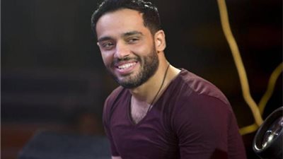 رامي جمال يحتفل بألبومه الجديد مع أحمد كامل في المنارة (صورة)