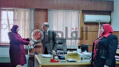 منح الضبطية القضائية للإدارة العامة للأمراض المتوطنة بصحة البحيرة (صور)