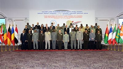 الفريق محمد فريد يترأس اجتماع رؤساء أركان دول تجمع الساحل الإفريقي الخمس (صورة)