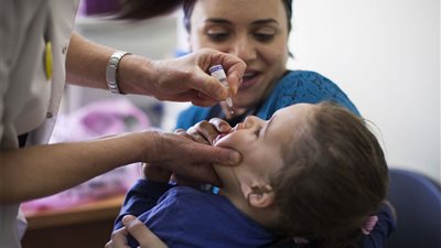 وزيرة الصحة: بدء حملة التطعيم ضد شلل الأطفال في مارس.. والجرعات تكفي 6 ملايين طفل