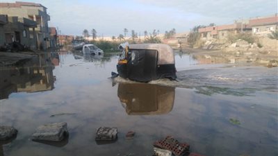 تشييع جثمان طفلة غرقت في تجمع لمياه الأمطار بكفر الشيخ (صور)