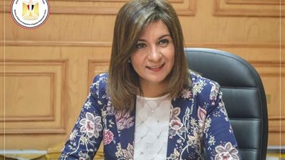 نبيلة مكرم  في لقائها مع الجالية المصرية في أمريكا تشيد بفيلم حكاية وطن وتصفه بكبسولة وطنية (صور)