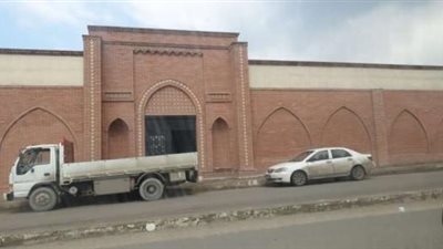 وغلقت الأبواب.. الانتهاء من دفن الرئيس الأسبق محمد حسني مبارك