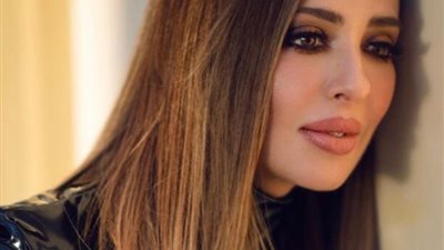 وفاء الكيلاني تُعلن انضمامها لـ”Dmc” ببرنامج السيرة (صور)