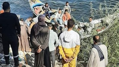انتشال جثة عامل لقي مصرعه غرقًا في مياه النيل بسوهاج | صور 