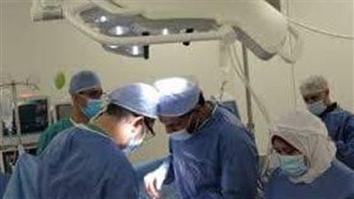نجاح أول عملية استئصال ورم بقولون المعدة بمستشفى كفر شكر التخصصي