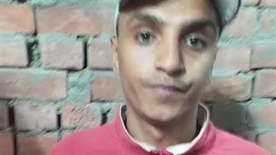 مقتل شاب على يد عاطل بسبب لعبة في شبرا.. وأصدقاؤه: طعنه 6 طعنات وقتله يوم خطوبته | بث مباشر