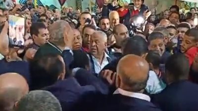 وسط فرحة وهتافات محبيه.. فوز فرج عامر برئاسة مجلس إدارة نادي سموحة | بث مباشر