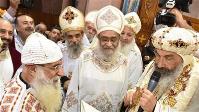 سيامة كهنة ورسامة قمص بإيبارشية بورسعيد