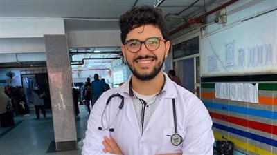كان بيحجز قاعة لحفل التخرج.. والد طالب بطب الأزهر يناشد الإمام الأكبر بالتدخل لمعرفة مصير نجله