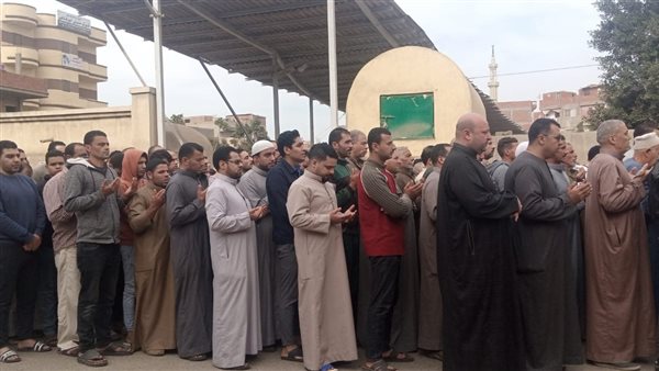 تشيع جثمان شاب توفي