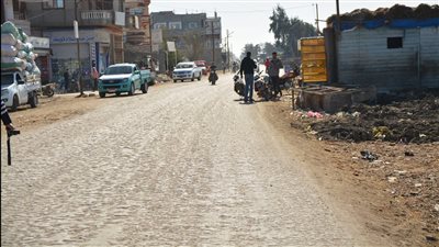 بتكلفة 20 مليون جنيه.. رصف طريق القوايطة جنوب محافظة بورسعيد | صور 