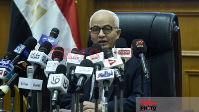 وزير التعليم يشدد بسرعة الانتهاء من تحديد لجان الثانوية 