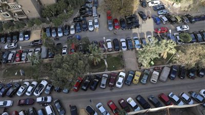 محلية النواب تناقش الأثر التشريعي لتطبيق قانون تنظيم انتظار المركبات في الشوارع اليوم