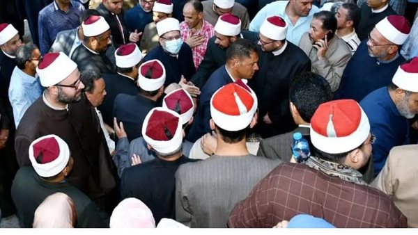 أئمة الأوقاف