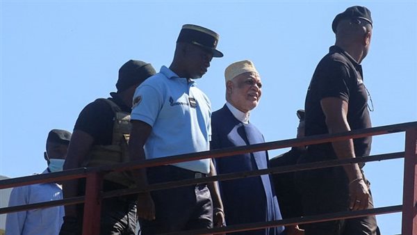 الرئيس السابق لجزر