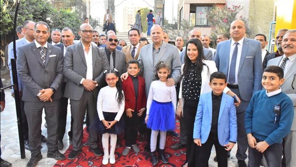 محافظ أسيوط 