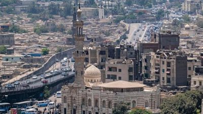 مقابر بديلة بالعاشر من رمضان.. مصدر بمحافظة القاهرة يكشف سبب إزالة جبانات السيدة نفيسة