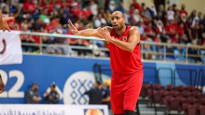 الإيقاف وعقوبة مالية للاعب سلة الأهلي عقب مباراة الاتحاد السكندري