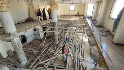 دون ترخيص.. وقف أعمال بناء مخالف بأراضي وعقارات في الإسكندرية