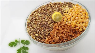 مكونات الكشري المصري بالصور وطريقة تحضيره بوصفة سريعة جدًا