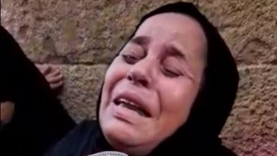 يا كبدي يا حبيب أمك.. انهيار والدة شاب توفى وزوجته في حادث بالشرقية | بث مباشر 