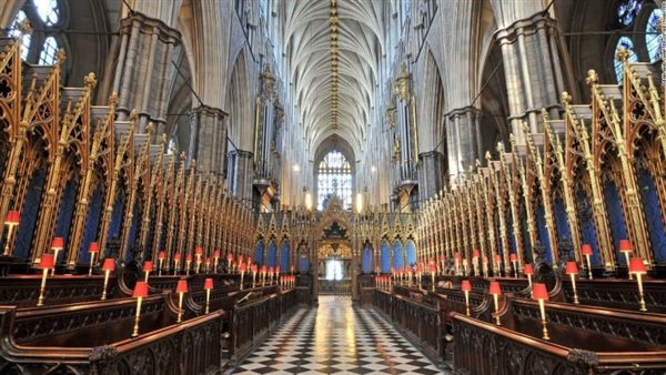 إحدى الكنائس البريطانية