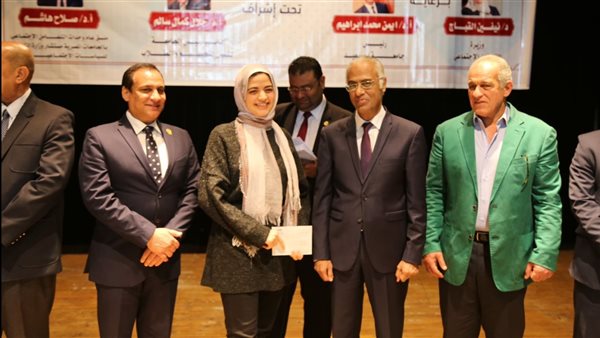 رئيس جامعة بورسعيد