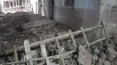 بسبب التنقيب عن الآثار.. تفاصيل انهيار منزلين بحي غرب أسيوط| صور