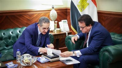 أبرزها إنشاء أورام طنطا الجديد.. وزير الصحة يُوجه بسرعة الانتهاء من تطوير 9 مشروعات بتكلفة 2.6 مليار جنيه بالغربية