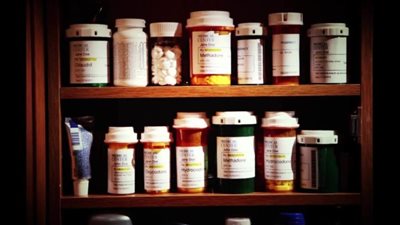 الولايات المتحدة: ارتفاع الوفيات بين كبار السن بسبب المخدرات والكحوليات