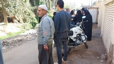 لخلافات مع والده.. شاب ينهي حياته شنقًا أمام مقابر كفر الزيات بالغربية 