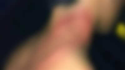  شدت الطرحة حوالين رقبتي وبابا حدفني بالمنشار.. مستخدمو مواقع التواصل الاجتماعي يروون مآسي تعرضهم للعنف الأسري 