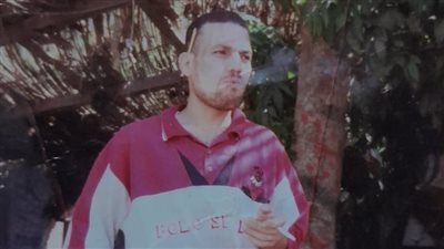 لم يتحمل تعذيبهم فقفز من الطابق الثامن.. شقيق ضحية المعصرة: المتهمون حملوا الجثمان وألقوه بطريق الكورنيش