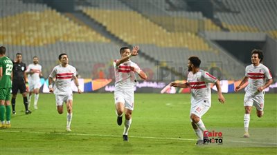 الزمالك يواصل مسلسل إهدار النقاط بالدوري ويسقط في فخ التعادل أمام المصري 