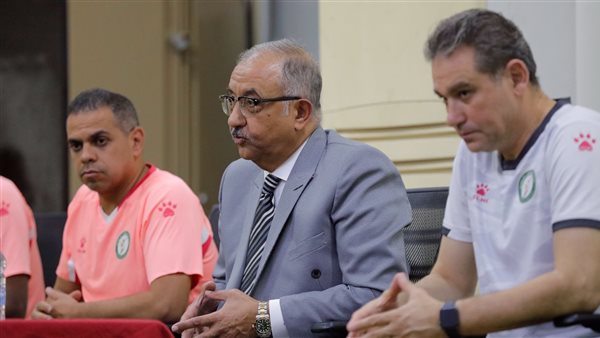 أشرف نصار رئيس البنك